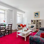 Διαμέρισμα Chiado Prime Camoes Lisboa